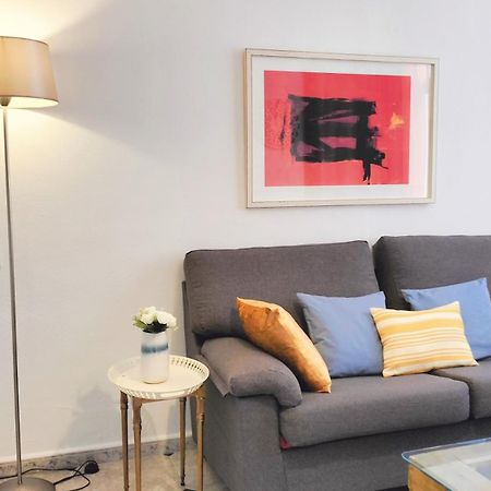 Bonito Apartamento De Dos Dormitorios En El Centro Y Calle San Miguel Torremolinos Luaran gambar