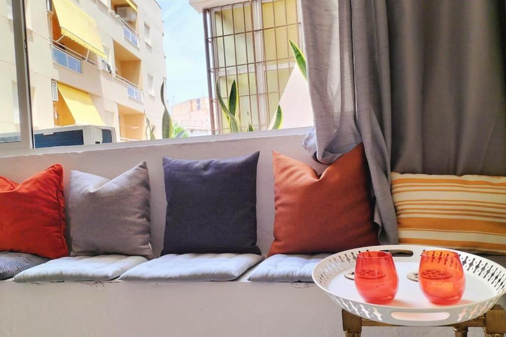 Bonito Apartamento De Dos Dormitorios En El Centro Y Calle San Miguel Torremolinos Luaran gambar