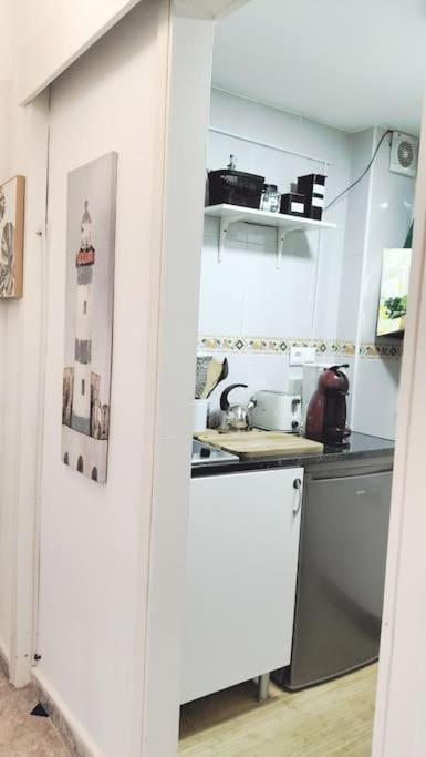 Bonito Apartamento De Dos Dormitorios En El Centro Y Calle San Miguel Torremolinos Luaran gambar
