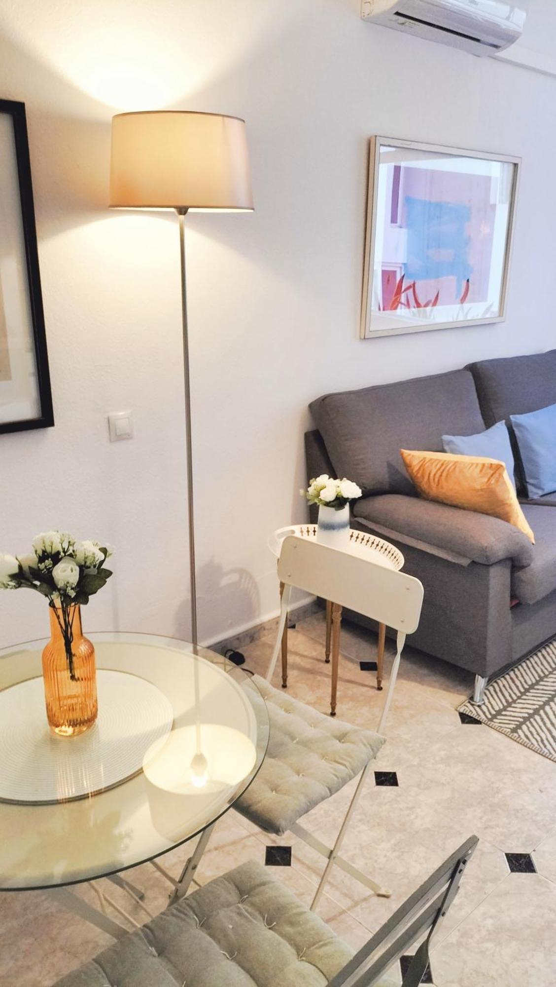 Bonito Apartamento De Dos Dormitorios En El Centro Y Calle San Miguel Torremolinos Luaran gambar
